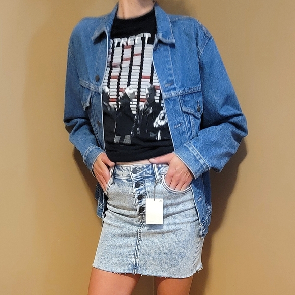 Meet your Posher, Sarah - Picture 1 of 1